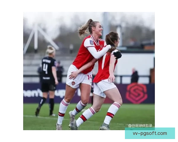 卡尔登泰助力阿森纳女足中场重构 成为球队战术核心的新动力